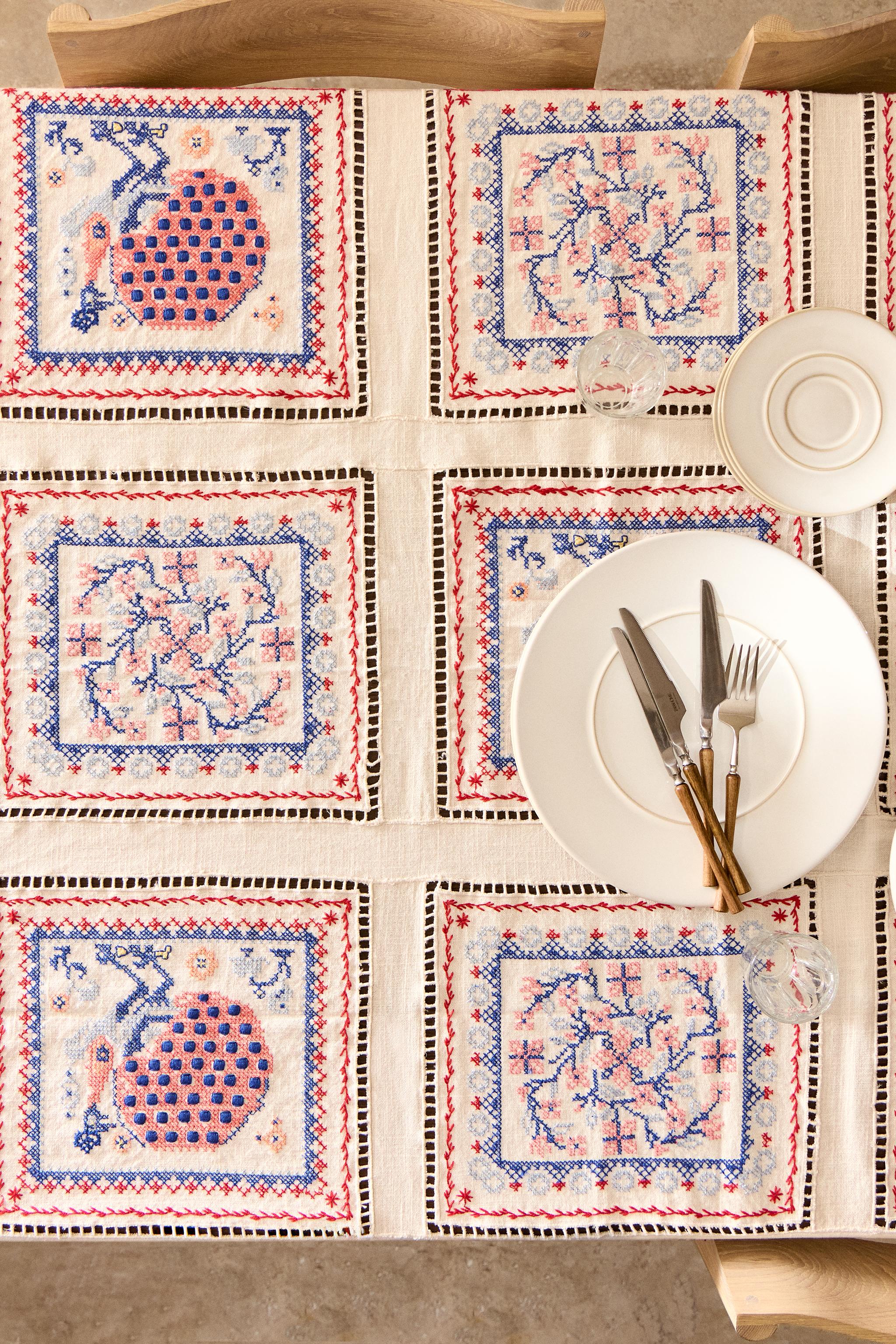 COTTON LINEN TABLECLOTH WITH EMBROIDERED CROSS-STITCH